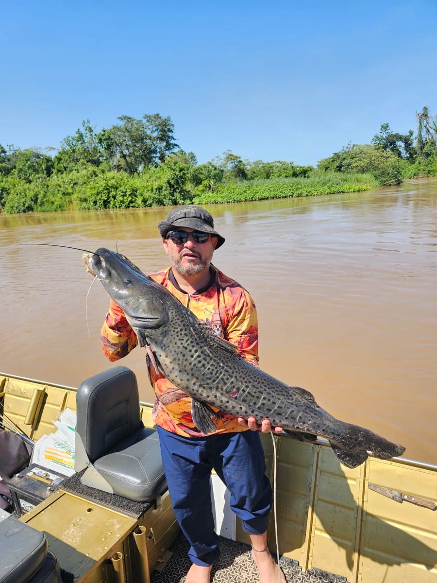 Estrutura da Pousada do Sol em Paulicéia-SP, pesca no Rio Paraná
